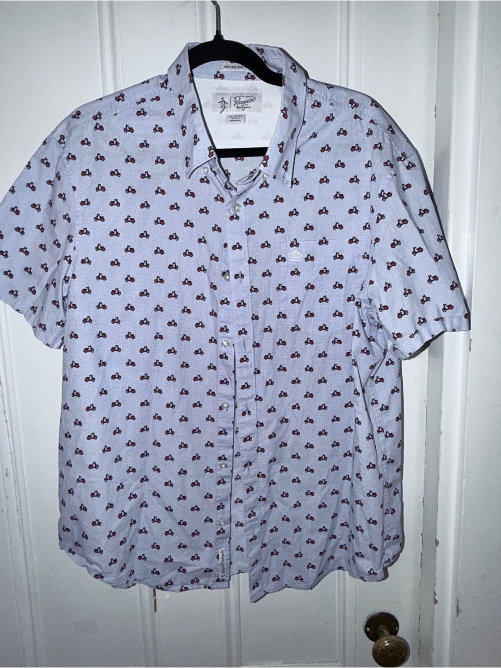 Light Blue Short-Sleeve Button-Down Shirt with scooter print penguin size XL